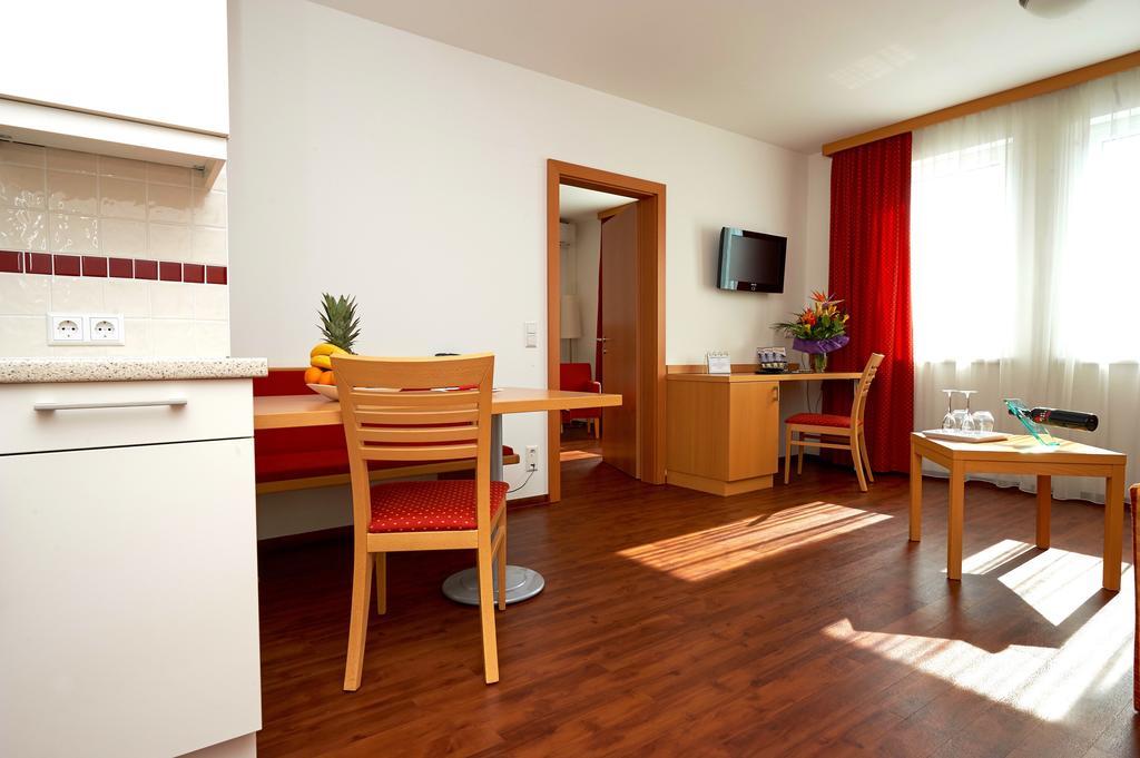 City-Hotel Moedling Mödlingi járás Szoba fotó