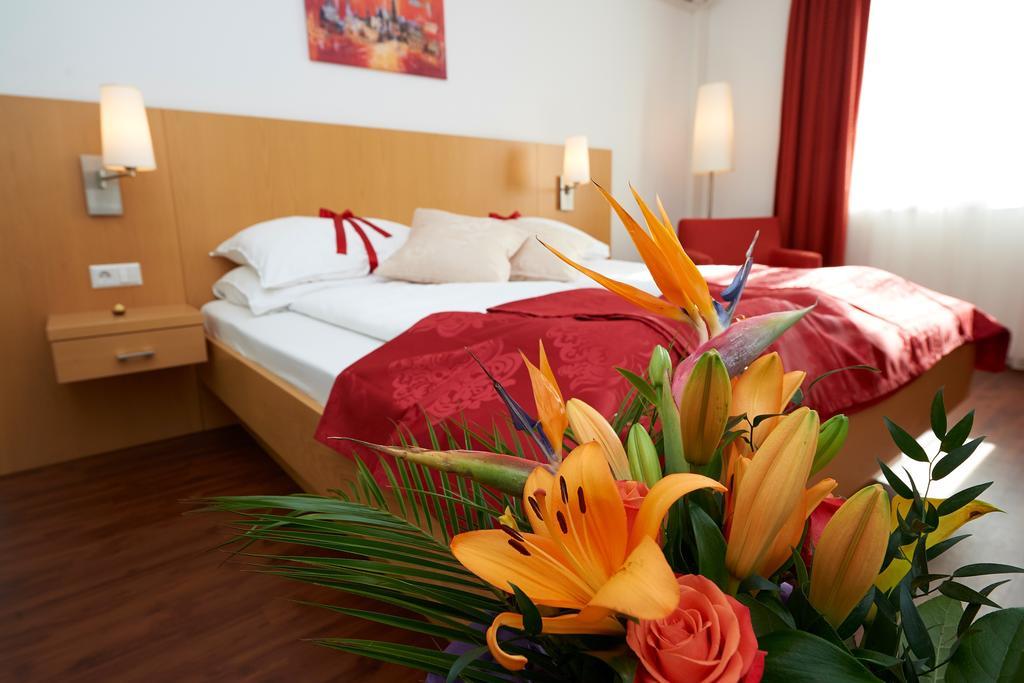City-Hotel Moedling Mödlingi járás Szoba fotó