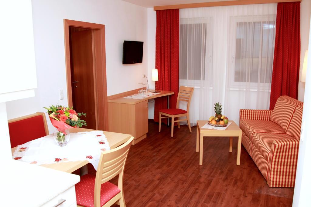 City-Hotel Moedling Mödlingi járás Szoba fotó