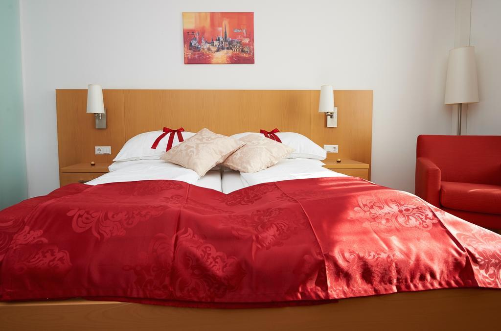 City-Hotel Moedling Mödlingi járás Szoba fotó