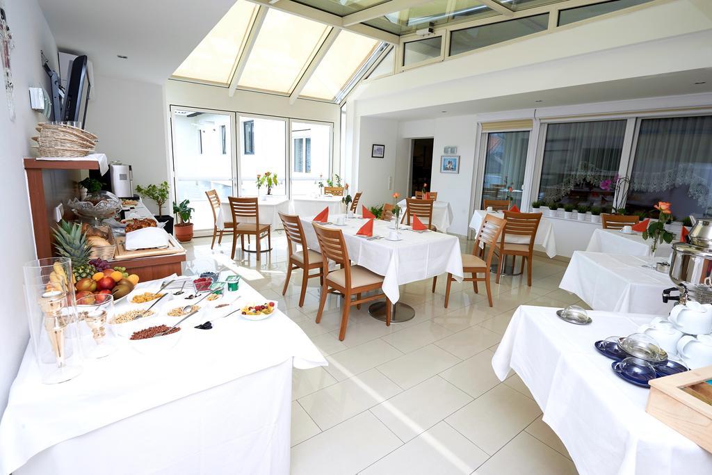 City-Hotel Moedling Mödlingi járás Kültér fotó