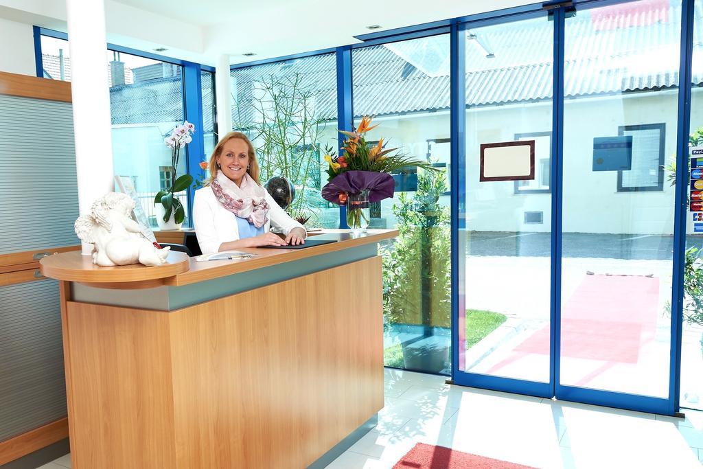 City-Hotel Moedling Mödlingi járás Kültér fotó
